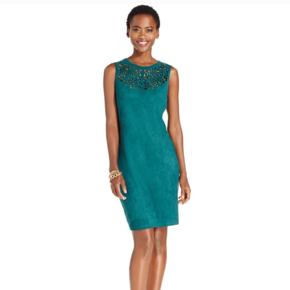 🎉HP🎉🆕 {Spense} Petite Eyelet Dress